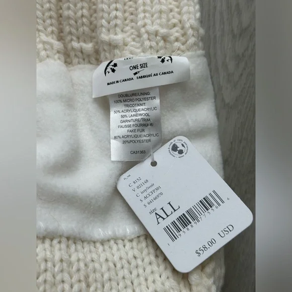 Free People - NWT - Pom Knit Beanie White/Ivory